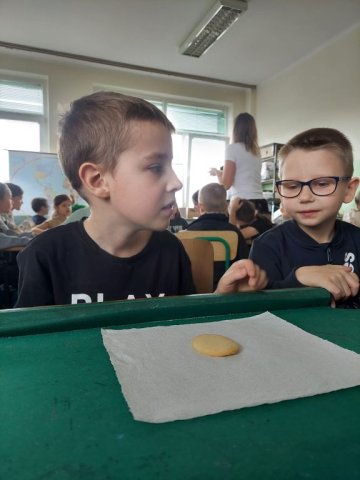 b_1024_768_0_00_images_2022_2023_Swietlica_wielkanoc_338505913_1875670309466669_5171241013212732208_n